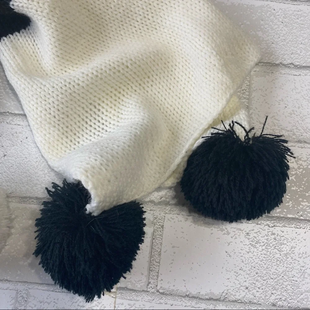 BCBGeneration Pom‎ Pom Scarf